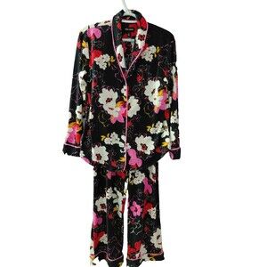 Room Service 2-Piece Women's Pajama Set Size Large Dark Floral EUC